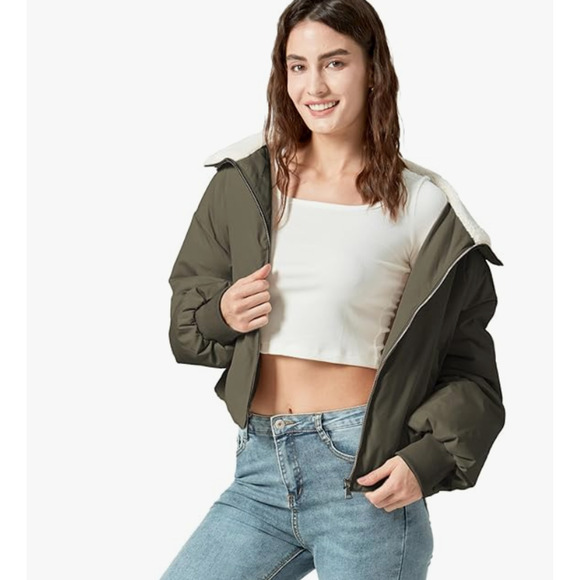 Women's Winter Down Puffer Jacket Cropped SIZE SMALL - Picture 3 of 5